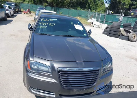 2014 Chrysler 300 300S from USA, damaged, VIN 2C3CCAGGXEH222582